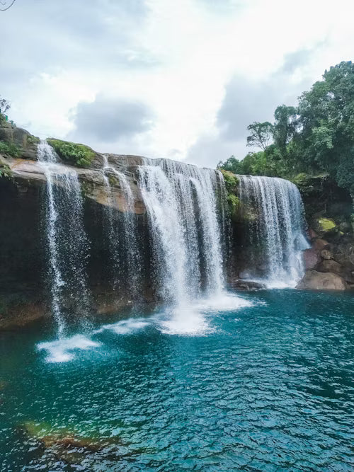 Group Departure | Meghalaya